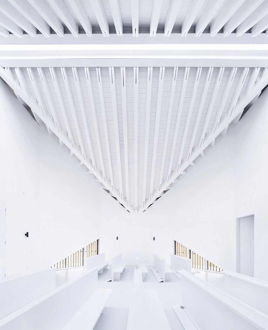 Chapel in Nanjing Wanjing by AZL Architects. Photograph by Yao Li Chapel in Nanjing Wanjing by AZL Architects. Photograph by Yao Li