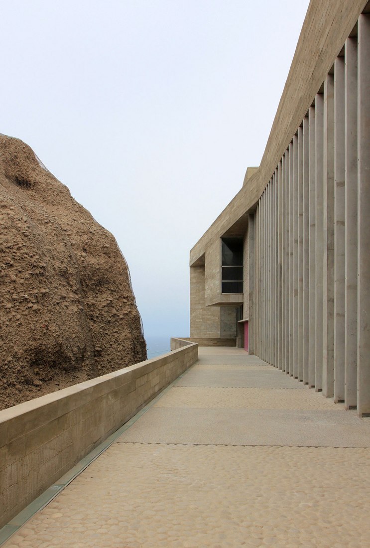 The place of remembrance by Barclay & Crousse Architects. Image © Cristóbal Palma