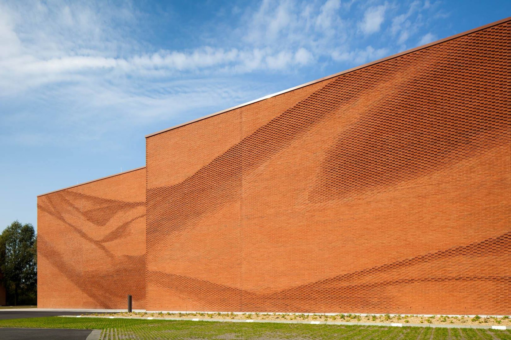 Nueva sede de la Asociación del Textil Alemán del Noroeste por Behet Bondzio Lin Architekten Nueva sede de la Asociación del Textil Alemán del Noroeste por Behet Bondzio Lin Architekten