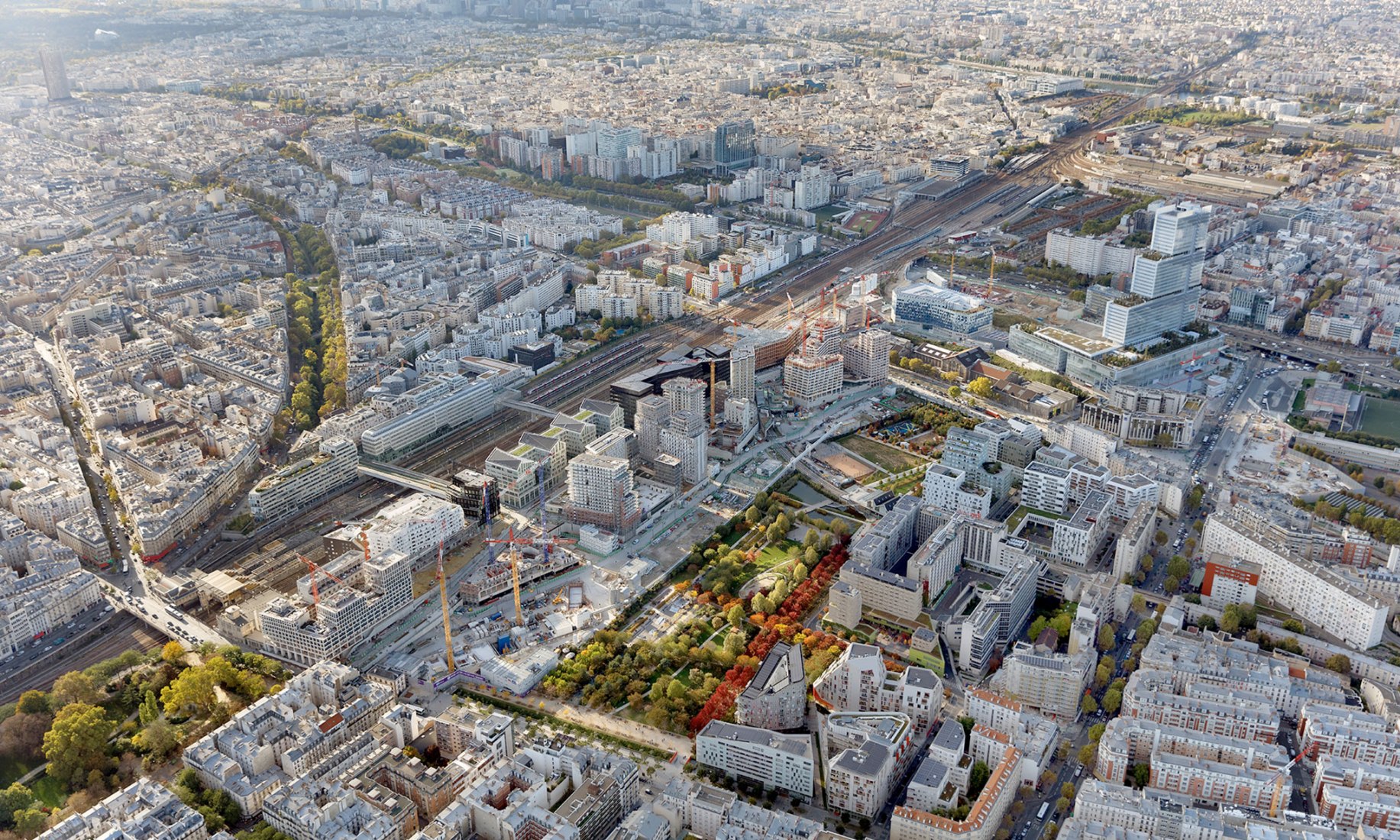 Clichy Batignolles - Martin- Luther-King Park, 2021. Paris, France, by Osty et Associés. Photograph by Philippe Guignard air-images