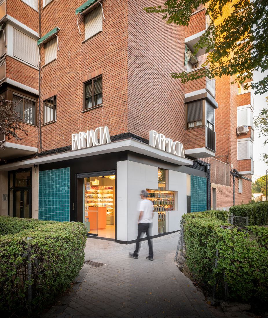 Farmacia Artilleros by Adam Bresnick. Photograph by Amores Pictures. Farmacia Artilleros by Adam Bresnick. Photograph by Amores Pictures.