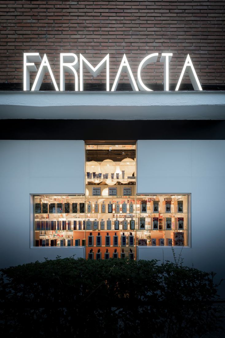 Farmacia Artilleros by Adam Bresnick. Photograph by Amores Pictures. Farmacia Artilleros by Adam Bresnick. Photograph by Amores Pictures.