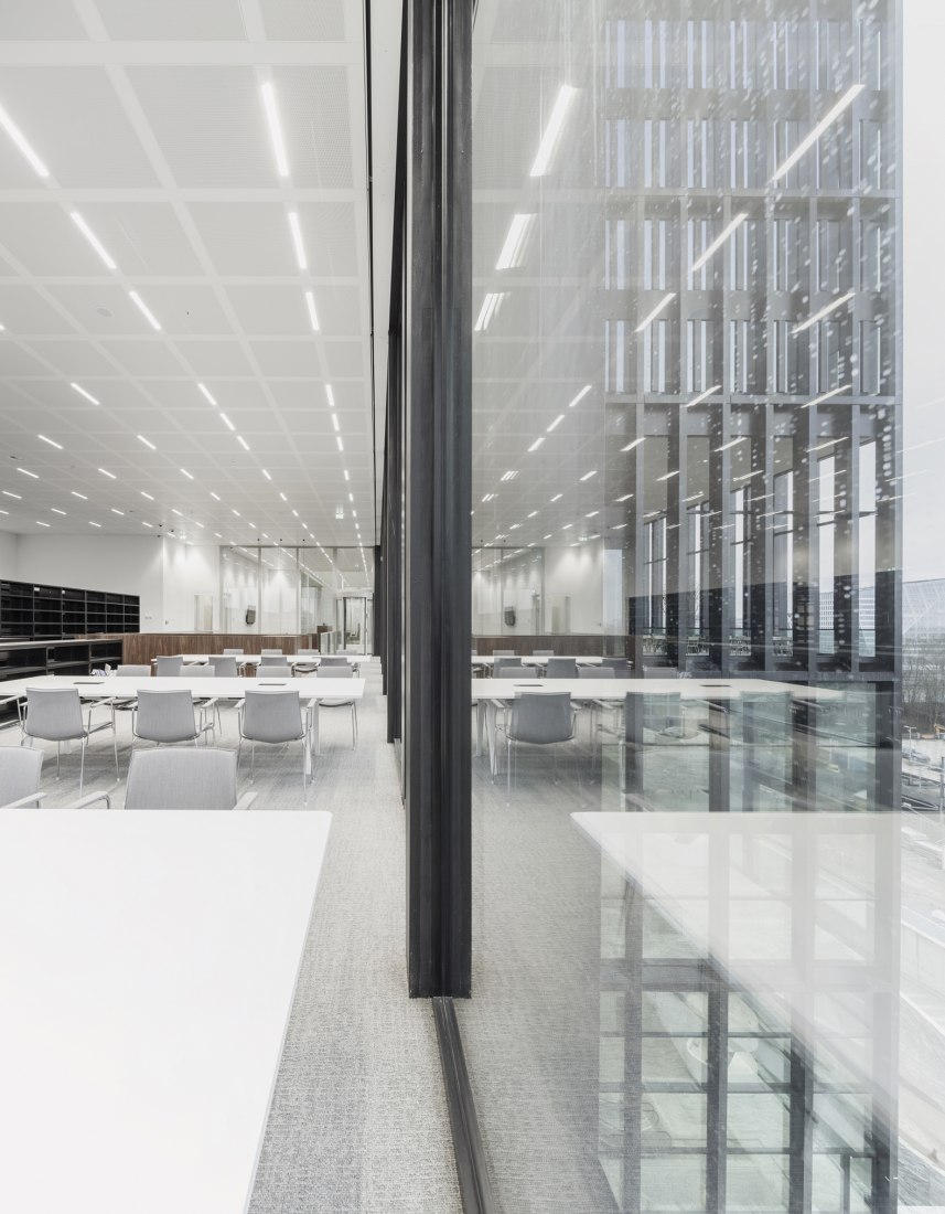 Courthouse Amsterdam by KAAN Architecten. Photograph by Fernando Guerra FG + SG Courthouse Amsterdam by KAAN Architecten. Photograph by Fernando Guerra FG + SG