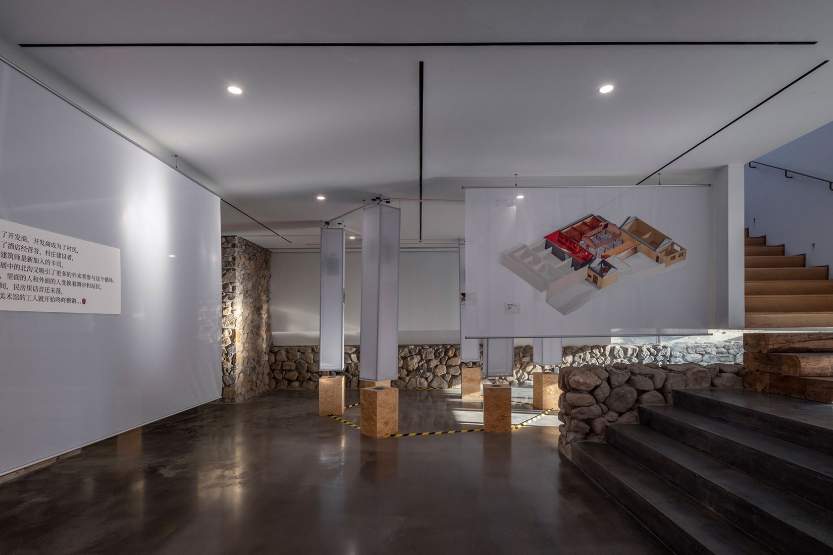 «Village Opera, A Rehearsal of Rural Construction», exposición por llLab. Fotografía por Jin Weiqi. «Village Opera, A Rehearsal of Rural Construction», exposición por llLab. Fotografía por Jin Weiqi.