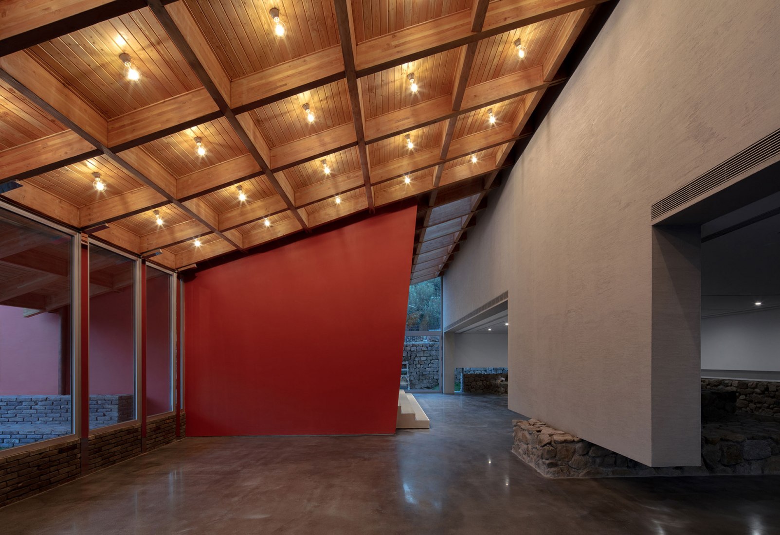 Reinventando el concepto de aldea rural. WAAAM por llLab. Fotografía por Arch-Exist Photography. Reinventando el concepto de aldea rural. WAAAM por llLab. Fotografía por Arch-Exist Photography.