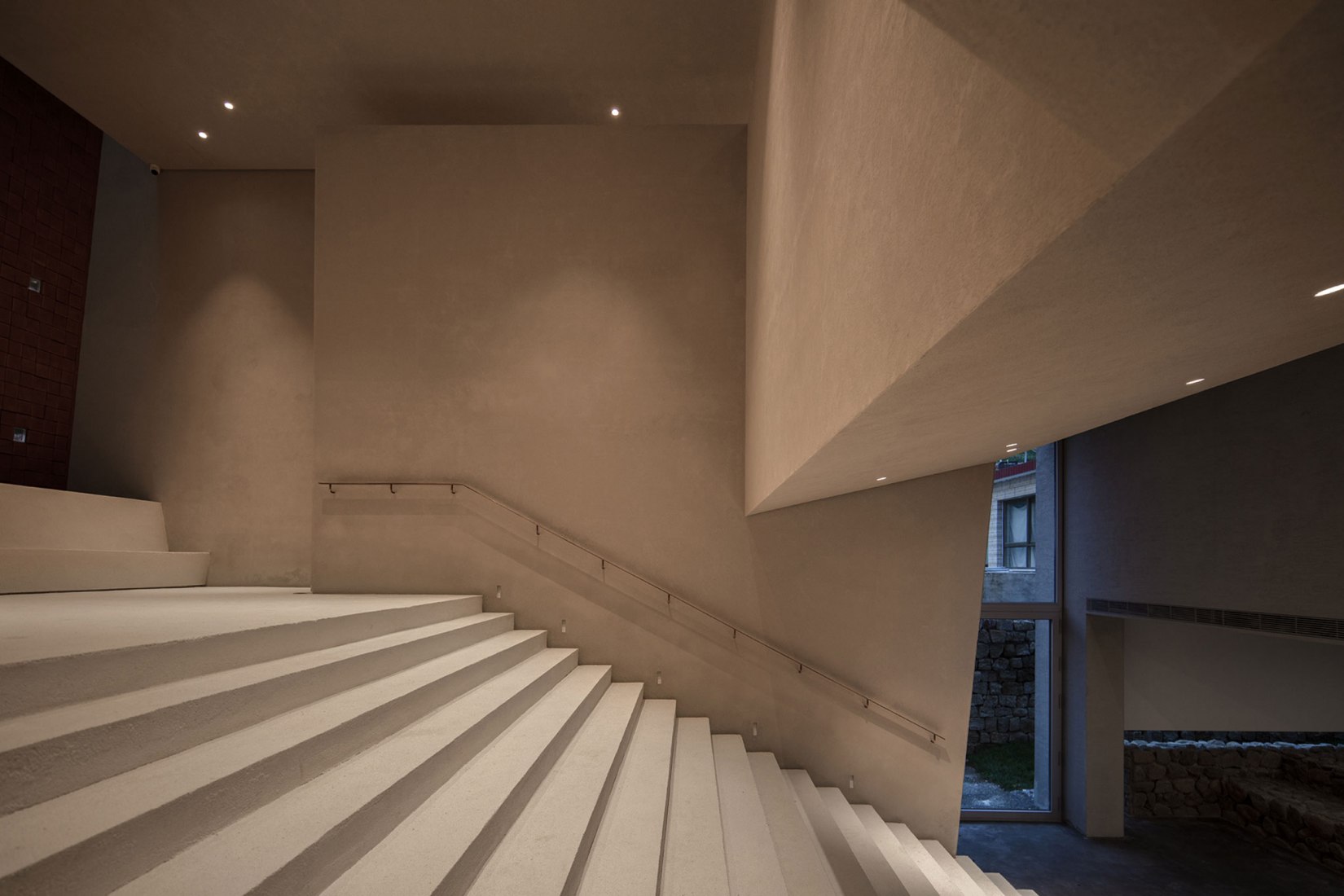 Reinventando el concepto de aldea rural. WAAAM por llLab. Fotografía por Arch-Exist Photography. Reinventando el concepto de aldea rural. WAAAM por llLab. Fotografía por Arch-Exist Photography.