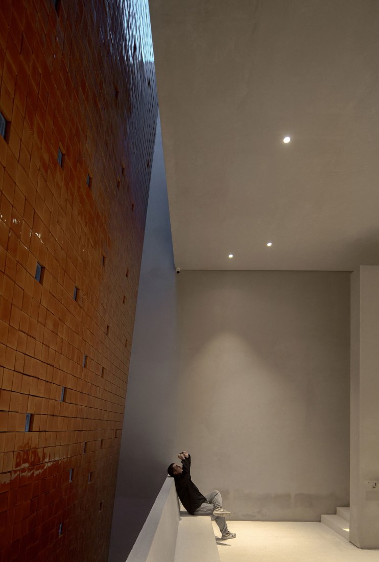 Reinventando el concepto de aldea rural. WAAAM por llLab. Fotografía por Arch-Exist Photography. Reinventando el concepto de aldea rural. WAAAM por llLab. Fotografía por Arch-Exist Photography.