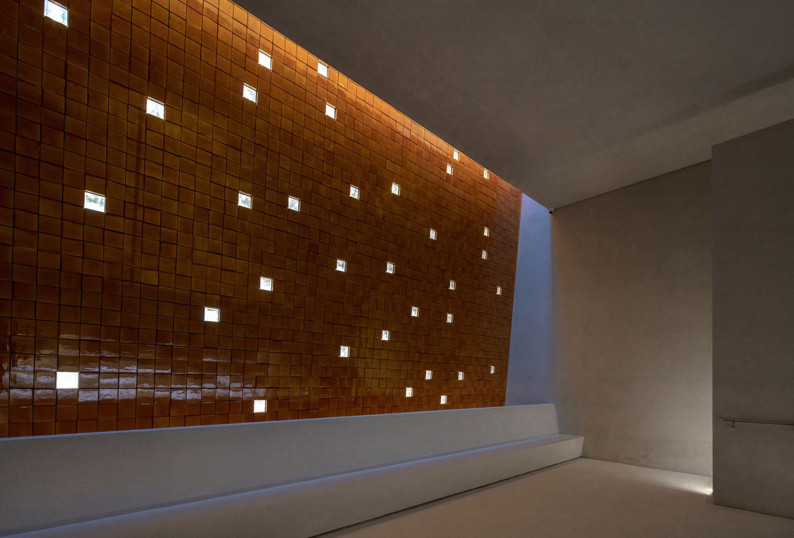 Reinventando el concepto de aldea rural. WAAAM por llLab. Fotografía por Arch-Exist Photography. Reinventando el concepto de aldea rural. WAAAM por llLab. Fotografía por Arch-Exist Photography.