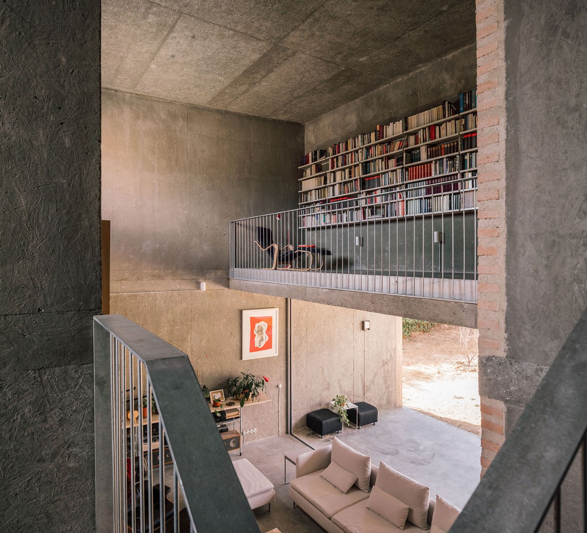 A three generation house in Boadilla del Monte by Malu de Miguel. Photograph by Imagen Subliminal (Miguel de Guzmán + Rocío Romero)