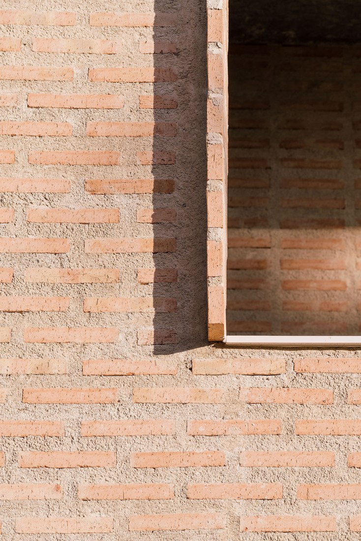 A three generation house in Boadilla del Monte by Malu de Miguel. Photograph by Imagen Subliminal (Miguel de Guzmán + Rocío Romero)