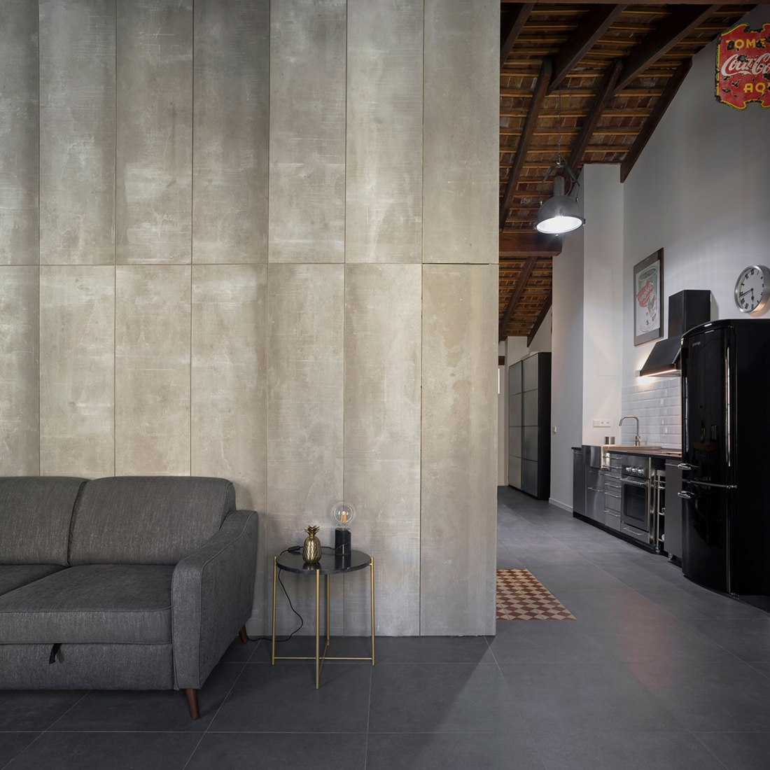 Padre Jofre penthouse by Mano de Santo. Photograph by Diego Opazo. Padre Jofre penthouse by Mano de Santo. Photograph by Diego Opazo.