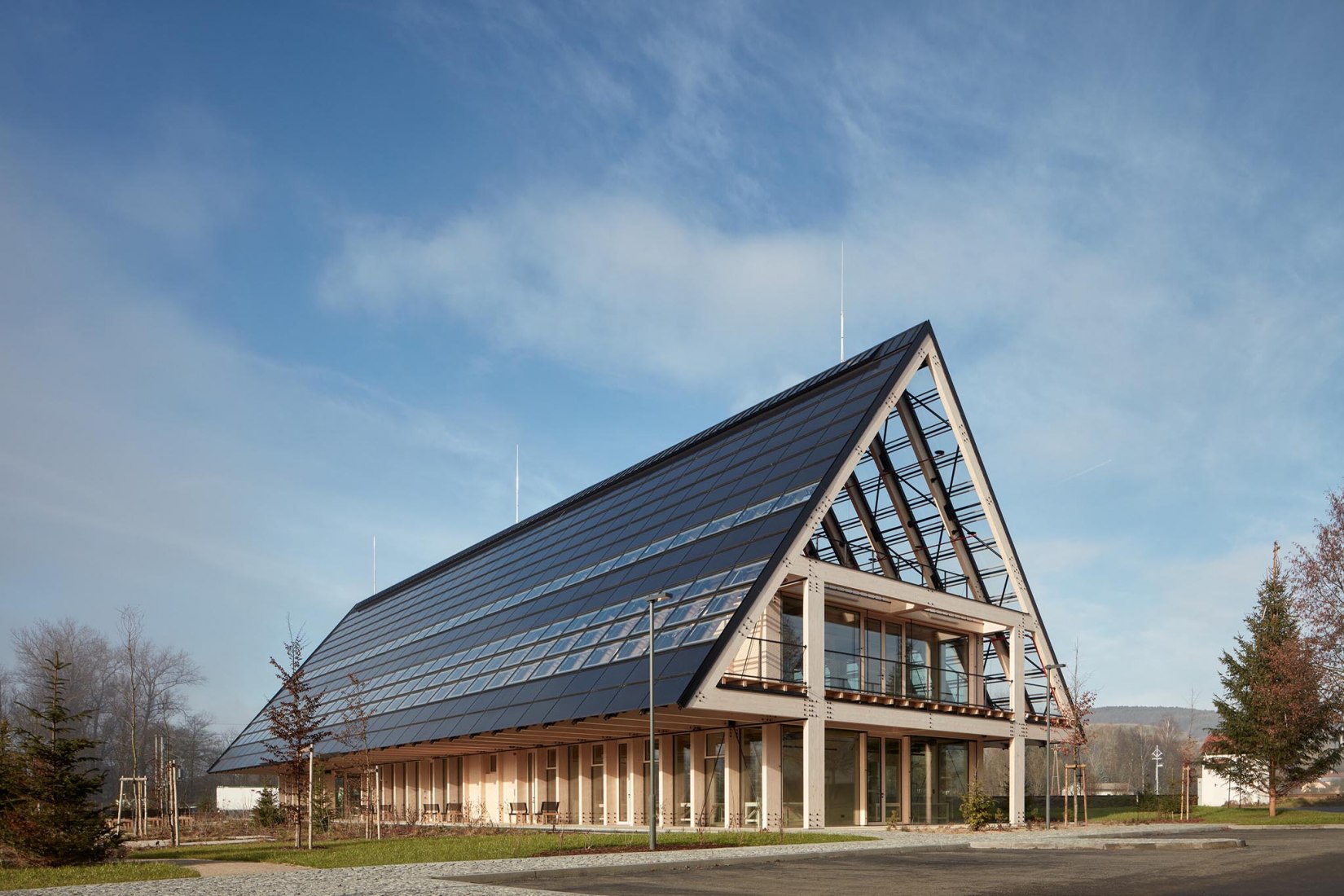 Kloboucká lesní Headquarters by Mjölk architekti. Photograph by BoysPlayNice.