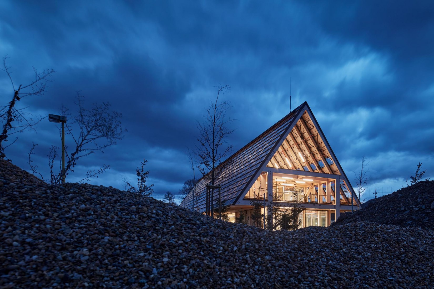 Kloboucká lesní Headquarters by Mjölk architekti. Photograph by BoysPlayNice.