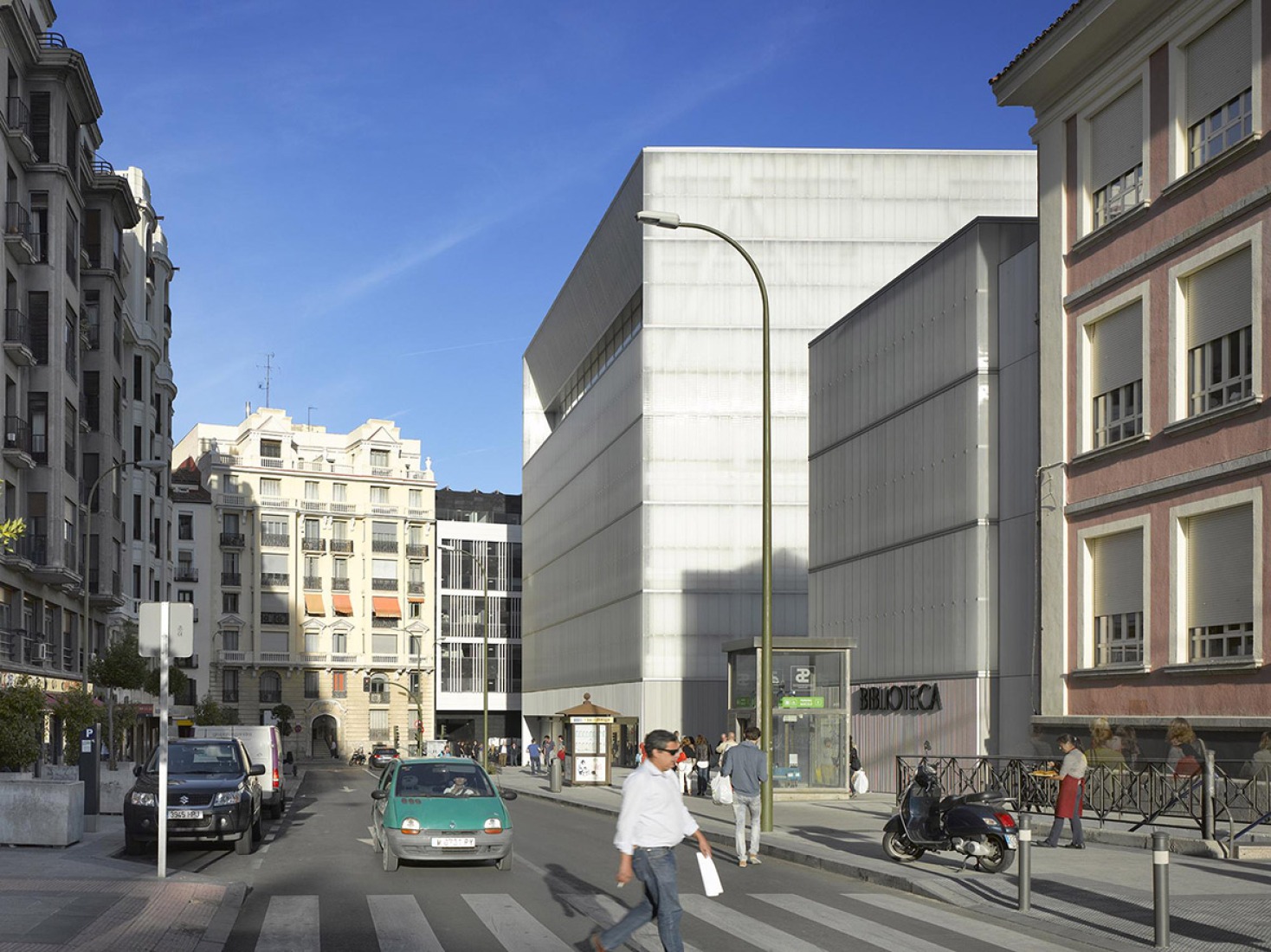 Barceló Market in Madrid by Nieto Sobejano. Photography © Roland Halbe