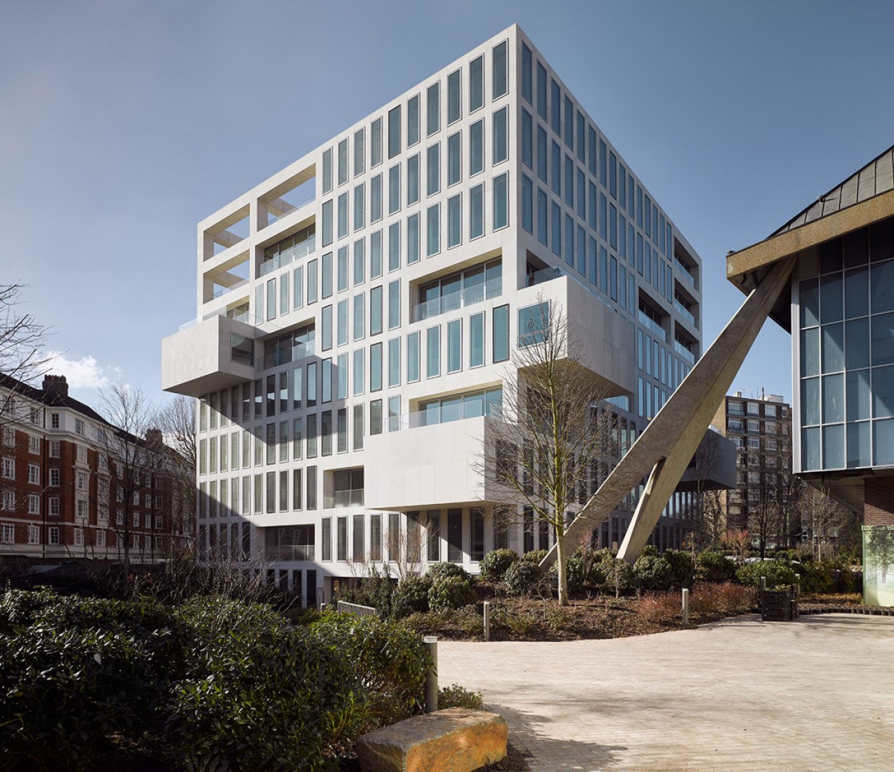 Viviendas del Instituto de la Commonwealth por OMA. Fotografía © Nick Gutteridge Viviendas del Instituto de la Commonwealth por OMA. Fotografía © Nick Gutteridge