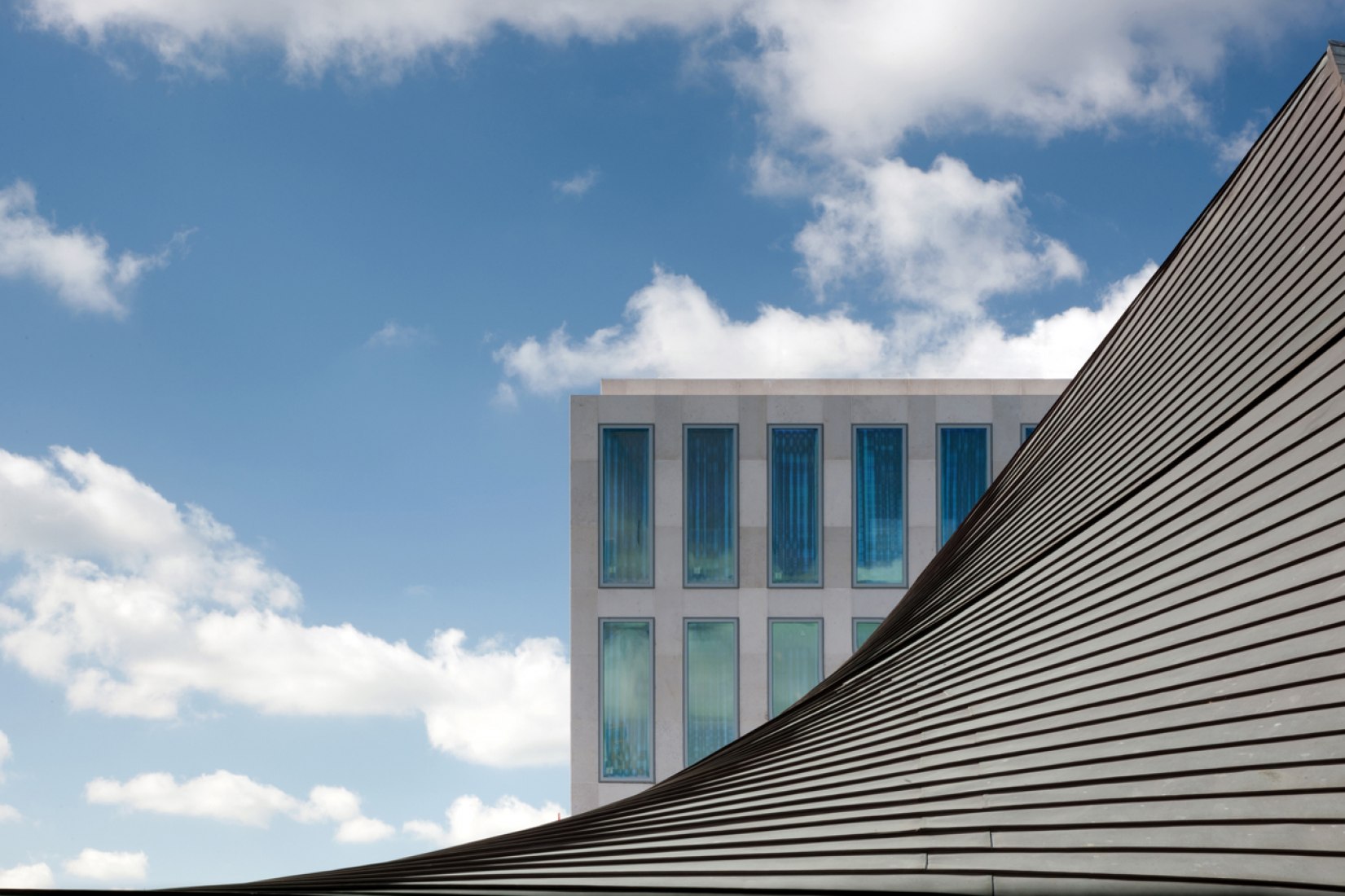 Viviendas del Instituto de la Commonwealth por OMA. Fotografía ©Philip Vile  Viviendas del Instituto de la Commonwealth por OMA. Fotografía ©Philip Vile 