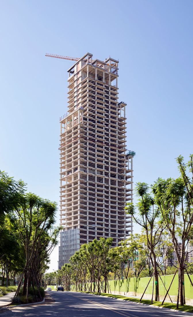 Contruction process. Oppo Technology & Research Centre Tower by Gianni Botsford Architects. Contruction process. Oppo Technology & Research Centre Tower by Gianni Botsford Architects.