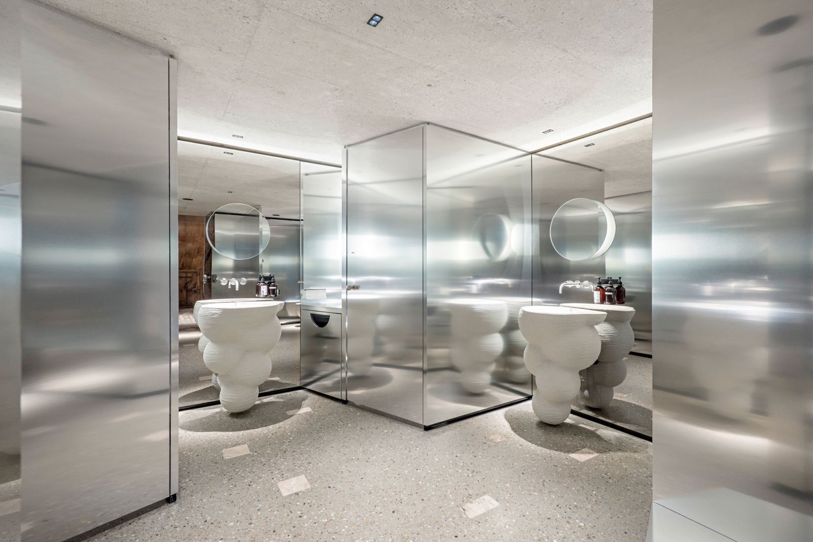 Restaurante Steirereck en el Pogusch por PPAG architects. Fotografía por Hertha Hurnaus. Restaurante Steirereck en el Pogusch por PPAG architects. Fotografía por Hertha Hurnaus.