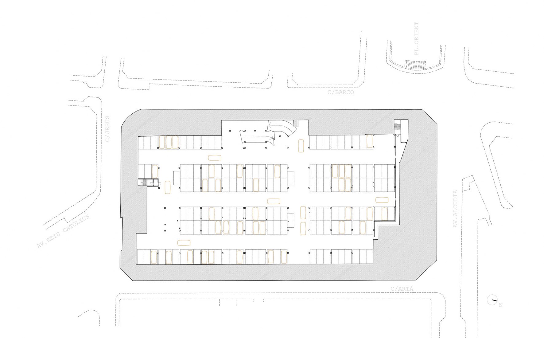 2016 car park. Fonamental. Plaza Mallorca renovation by Son Estudi. 2016 car park. Fonamental. Plaza Mallorca renovation by Son Estudi.