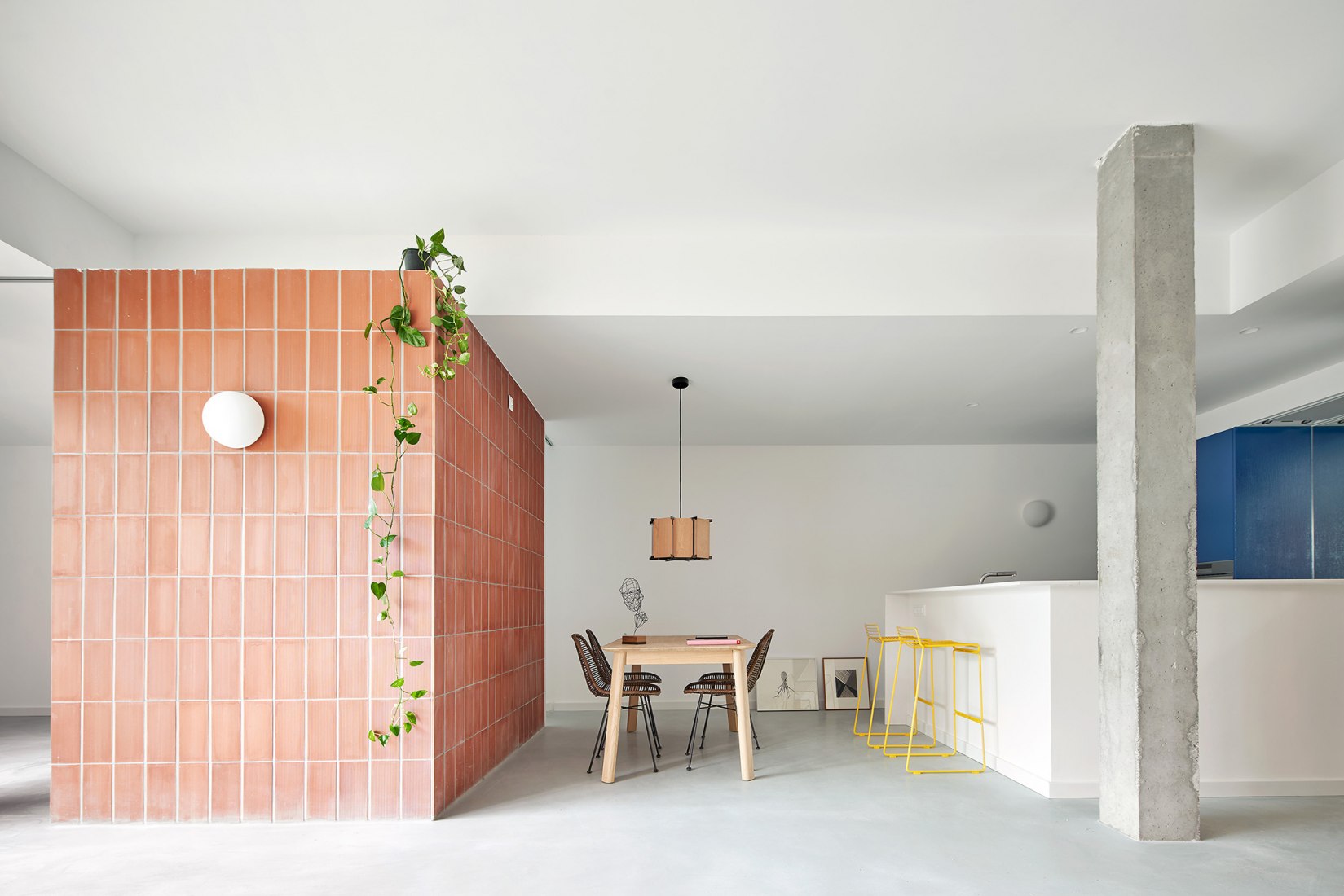 6 dwellings in Cabrera de Mar by Twobo + Luis Twose. Photograph by José Hevia 6 dwellings in Cabrera de Mar by Twobo + Luis Twose. Photograph by José Hevia