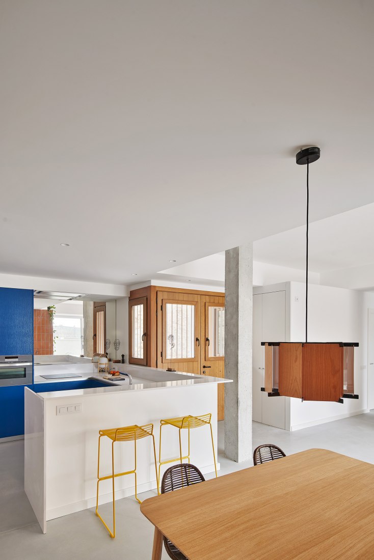 6 dwellings in Cabrera de Mar by Twobo + Luis Twose. Photograph by José Hevia 6 dwellings in Cabrera de Mar by Twobo + Luis Twose. Photograph by José Hevia