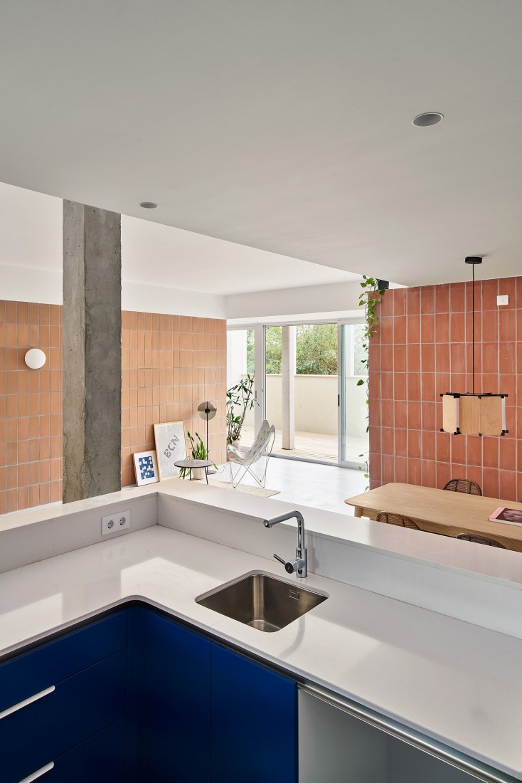 6 dwellings in Cabrera de Mar by Twobo + Luis Twose. Photograph by José Hevia 6 dwellings in Cabrera de Mar by Twobo + Luis Twose. Photograph by José Hevia