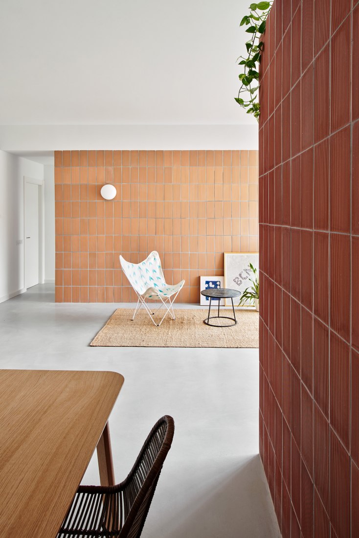 6 dwellings in Cabrera de Mar by Twobo + Luis Twose. Photograph by José Hevia 6 dwellings in Cabrera de Mar by Twobo + Luis Twose. Photograph by José Hevia