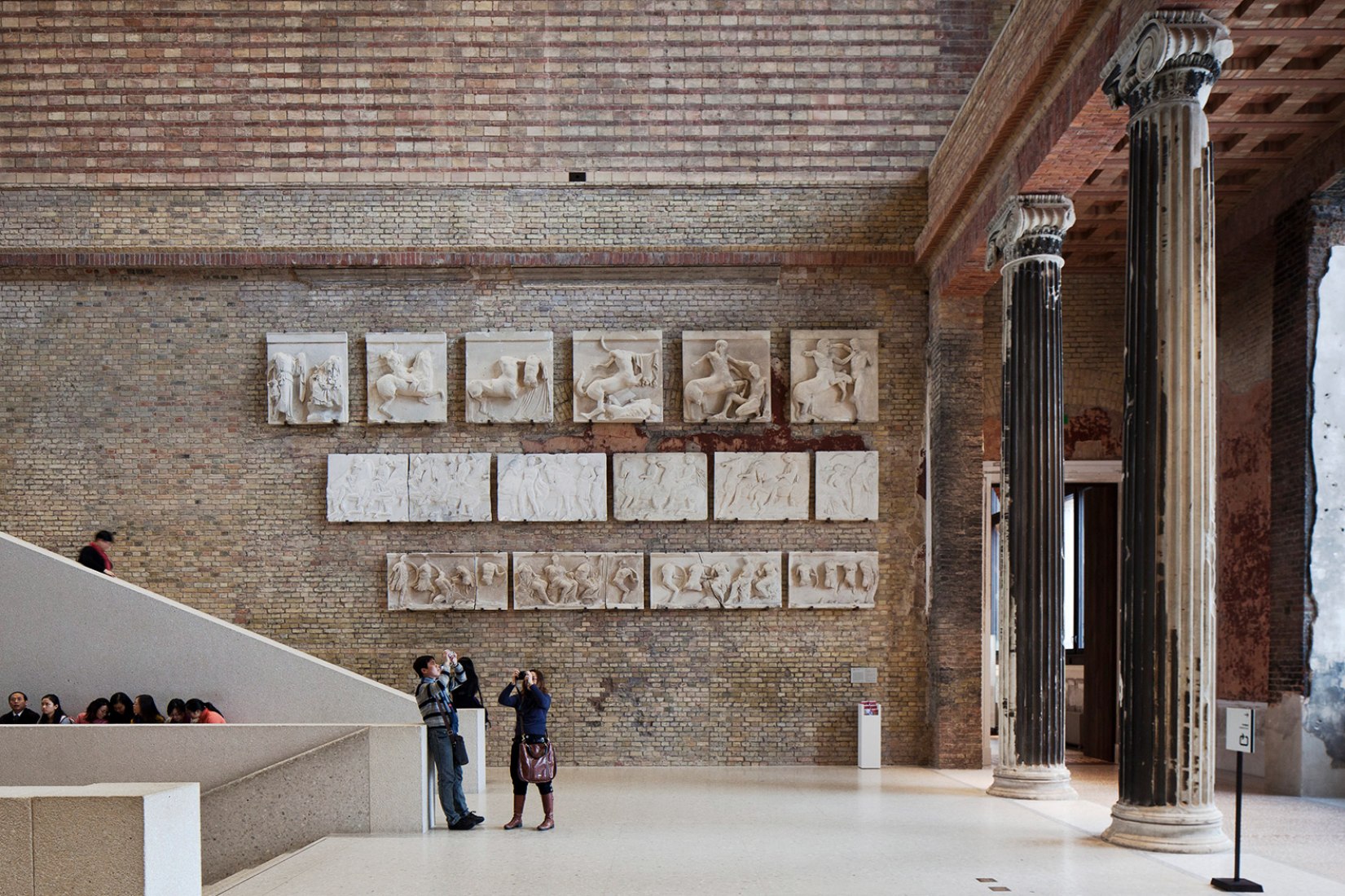 Staircase Hall. ©Ute Zscharnt for David Chipperfield Architects.