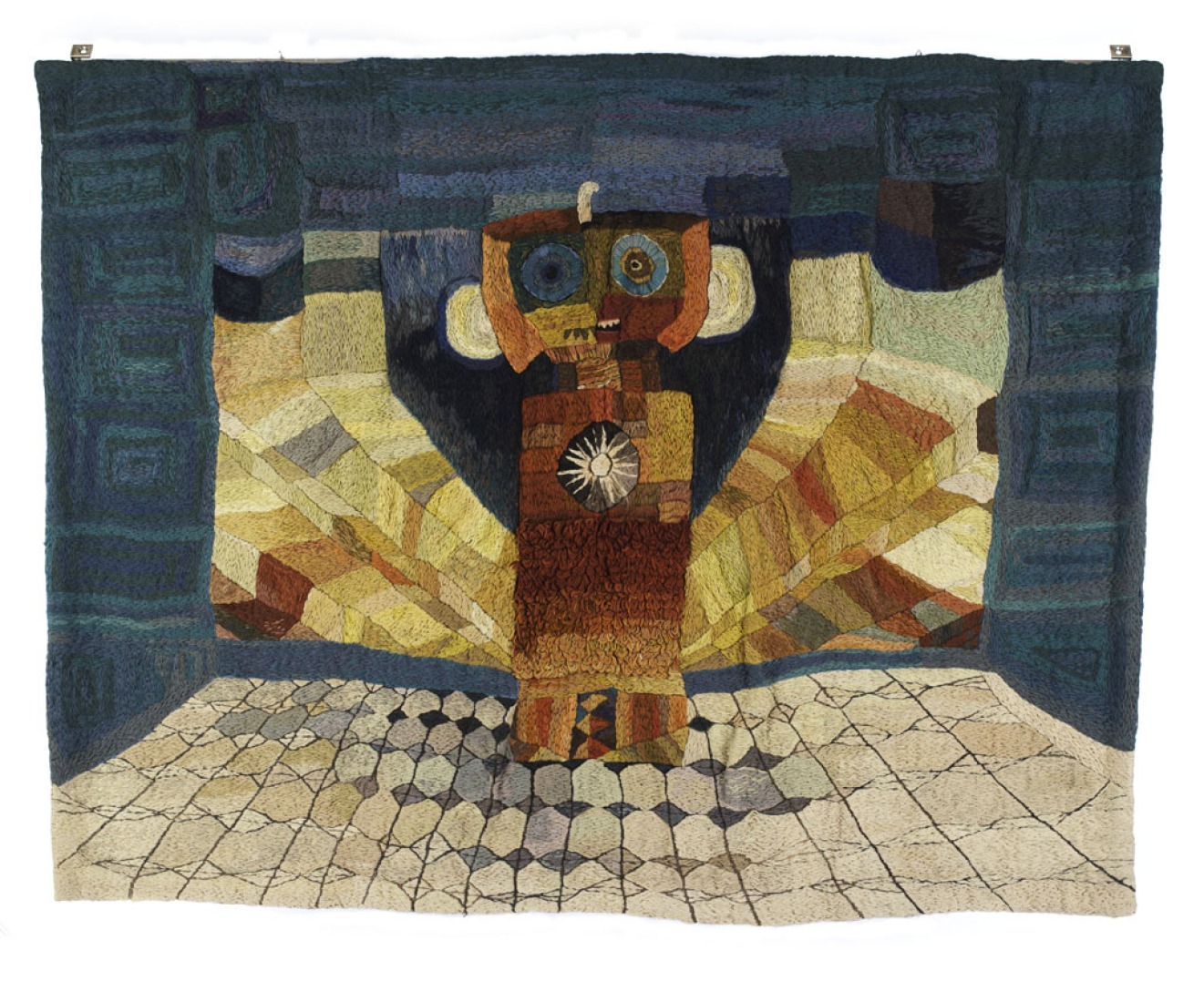 Tótem, 1967. Bordado de lanas sobre arpillera de yute, 155 x 255 cm. Aurèlia Muñoz.