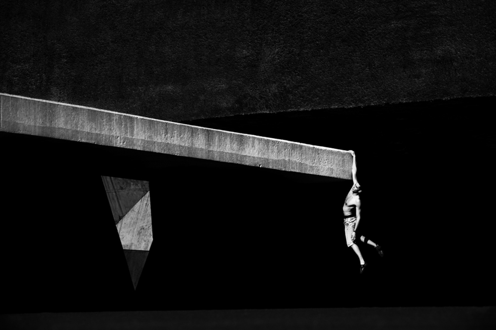 Insurgency spaces. Photograph © Carlos Hernández. Click below to see larger image.