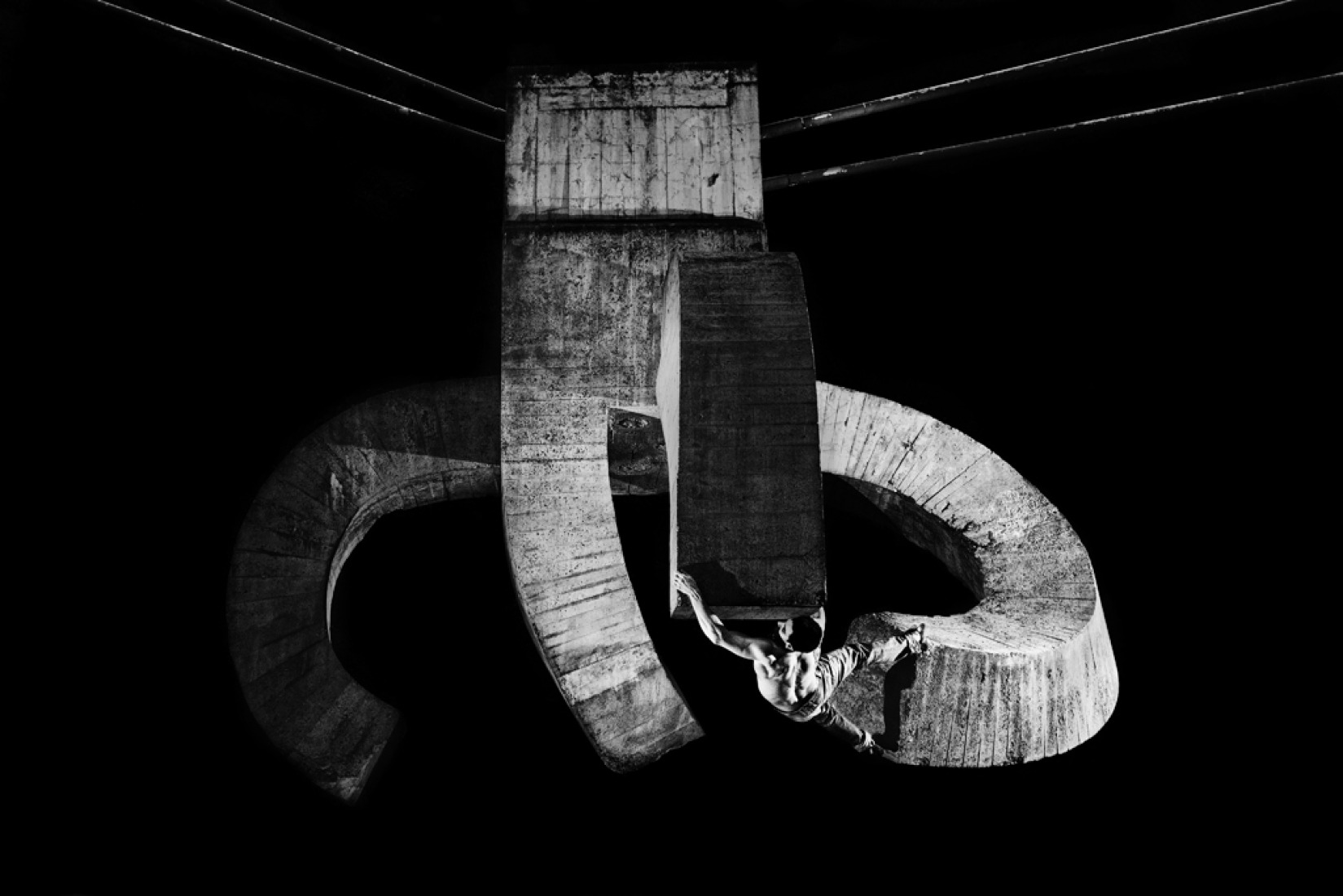 Insurgency spaces. Photograph © Carlos Hernández. Click below to see larger image.