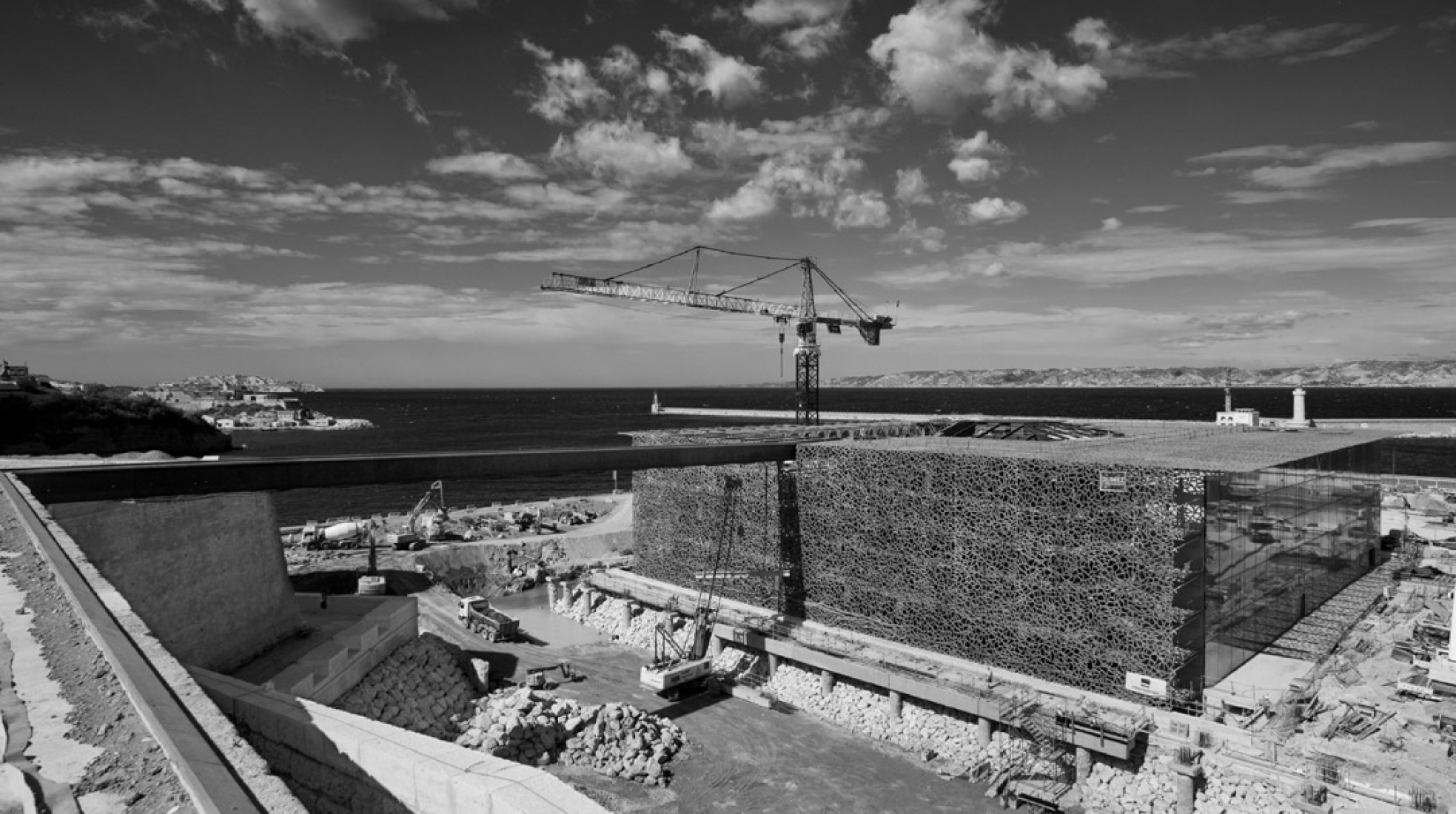 MuCem by Rudy Ricciotti. Photography © Ricciotti. Click above to see larger image. MuCem, por Rudy Ricciotti. Fotografía © Ricciotti.