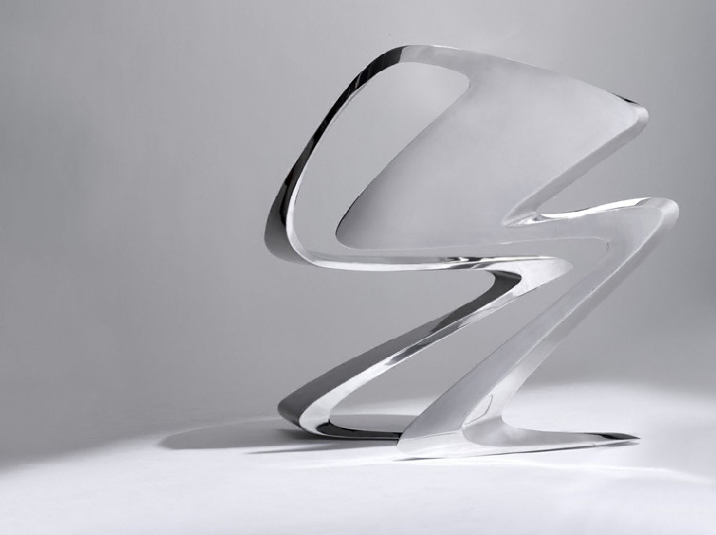 Z-Chair | Zaha Hadid, 2011 | Cortesía de Sawaya & Moroni e Ivorypress.