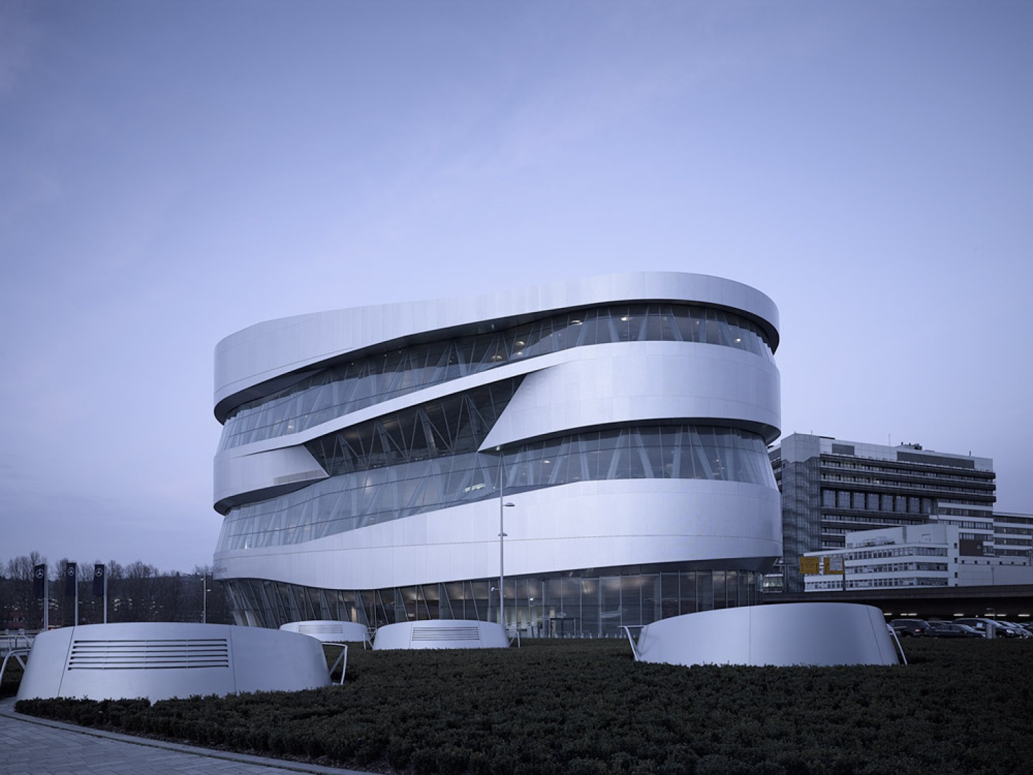 Mercedes-Benz Museum (2006), Stuttgart/Germany. Photograph © Michael Schnell