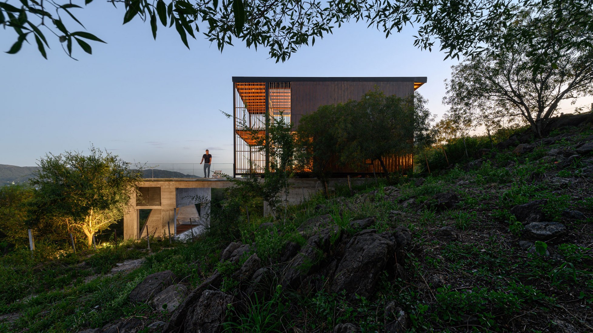 Siquiman Lodge por Pablo Senmartin Arquitectos. Fotografía por Gonzalo Viramonte.