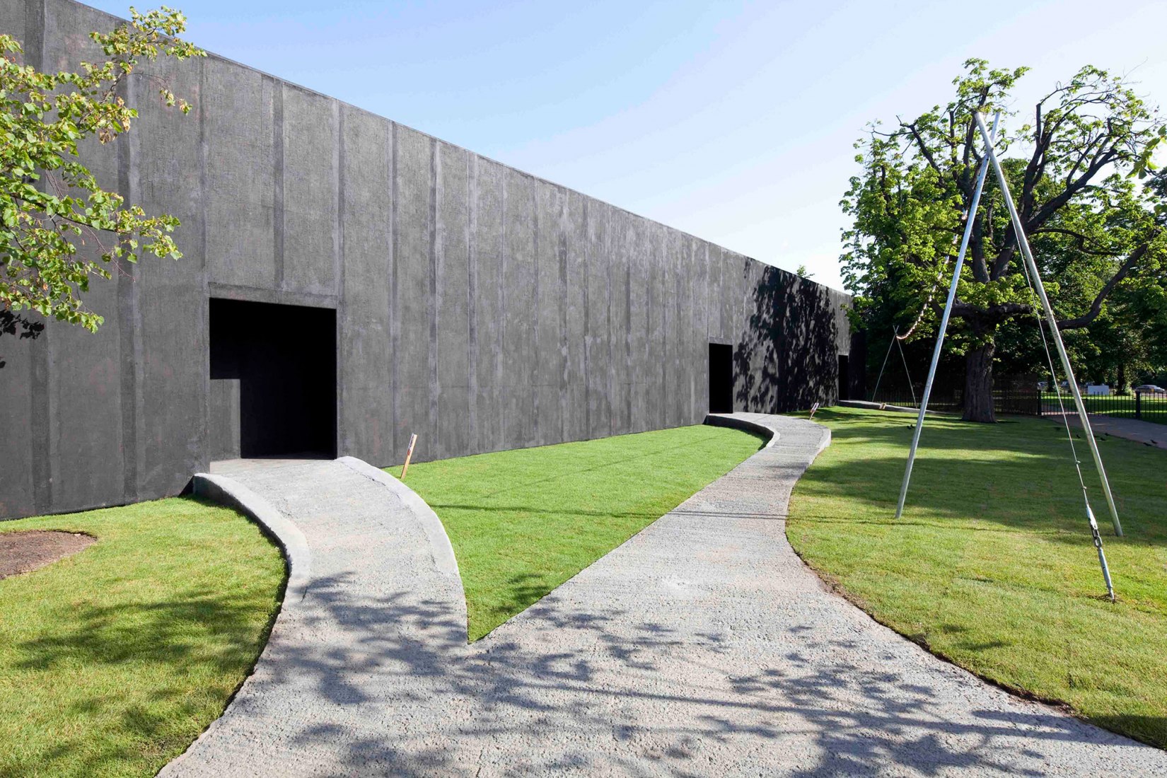 Pabellón Serpentine Gallery 2011, diseñado por Peter Zumthor. Fotografía por John Offenbach