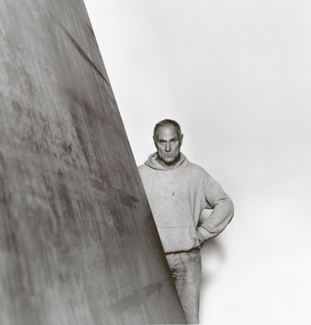 Richard Serra Richard Serra, New York, 1987 Photo Nancy Lee Katz.  © Richard Serra 2011