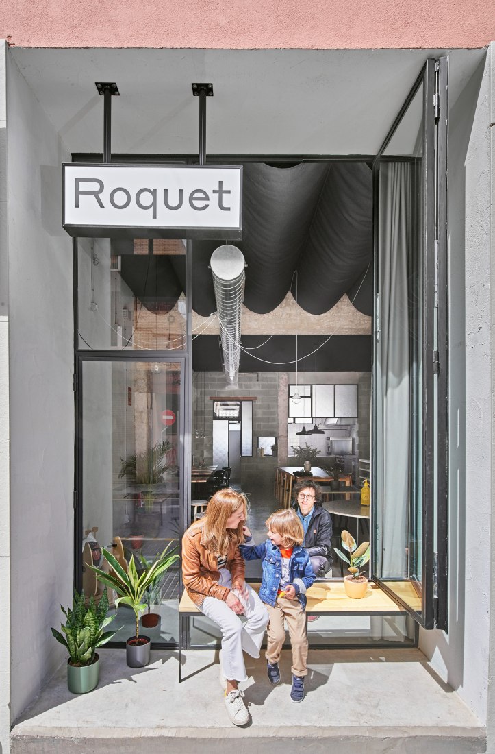 Café Roquet por NUA arquitectures. Fotografía por José Hevia