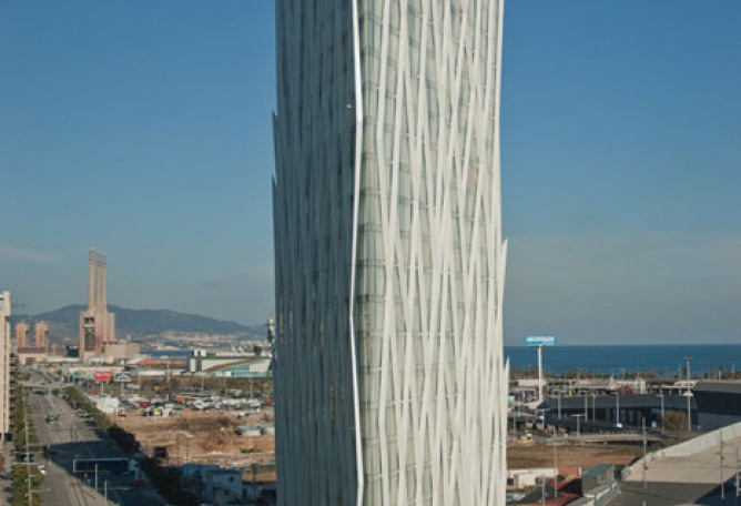 TORRE TELEFÓNICA. DIAGONAL 00