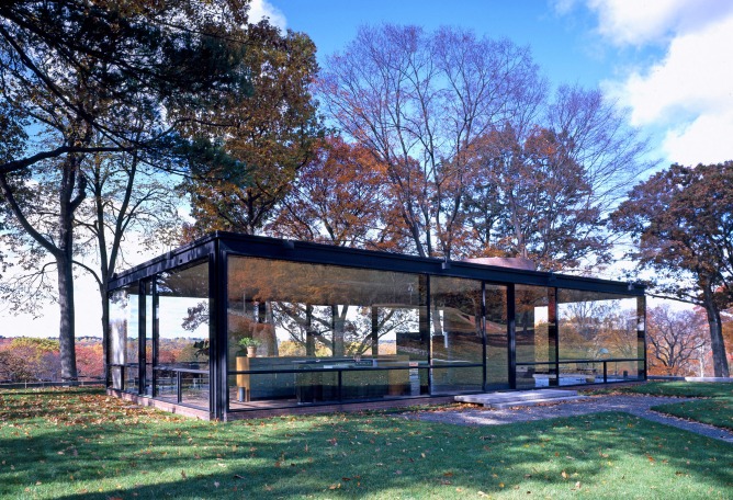 Glass House, a National "Trust Historic Site in New Canaan, Connecticut". Cortesía de Carol Highsmith.