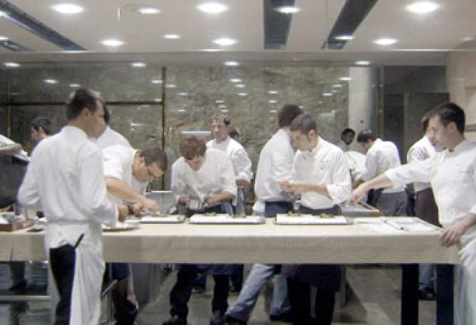 The El Bulli staff at work. © Alive Mind Cinema