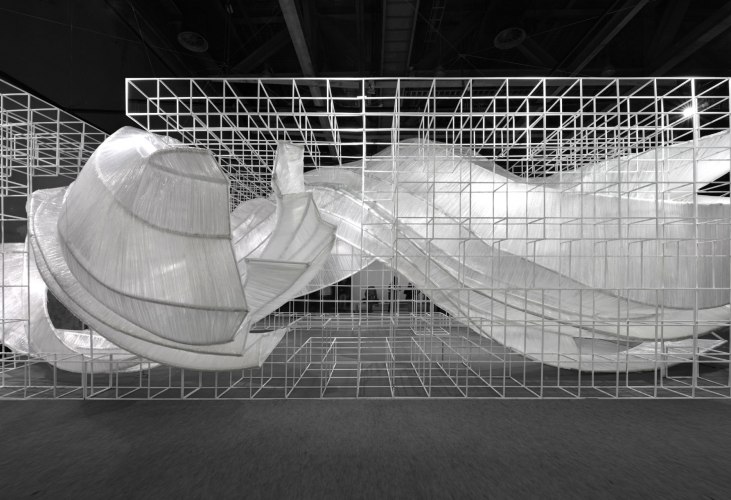 Transparent Shell by PONE ARCHITECTURE at Guangzhou Design Week. Image courtesy of v2com.