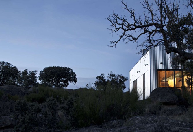 Casa Garoza 10.1. por Herreros Arquitectos. Fotografía © Javier Callejas