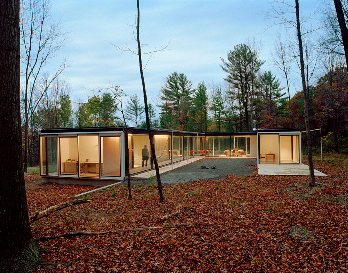 Binocular House by Michael Bell Architect. | METALOCUS