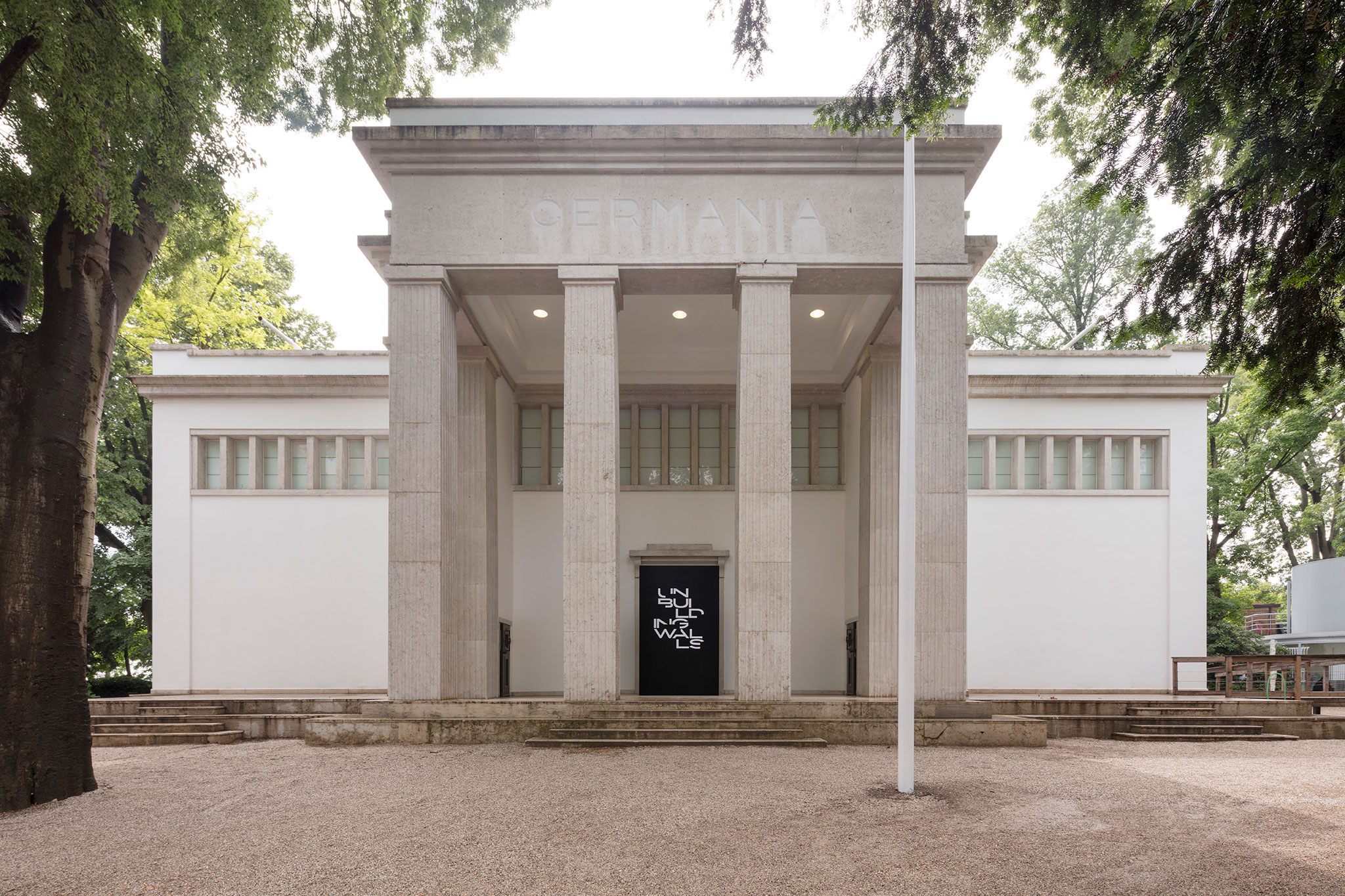 UNBUILDING WALLS. Preview German Pavilion at the Biennale Architettura