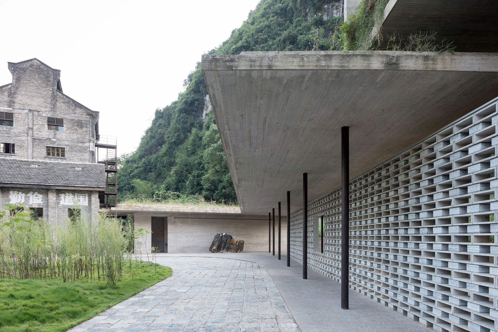 Vector Architects renovates an old sugar mill into Alila Yangshuo hotel ...