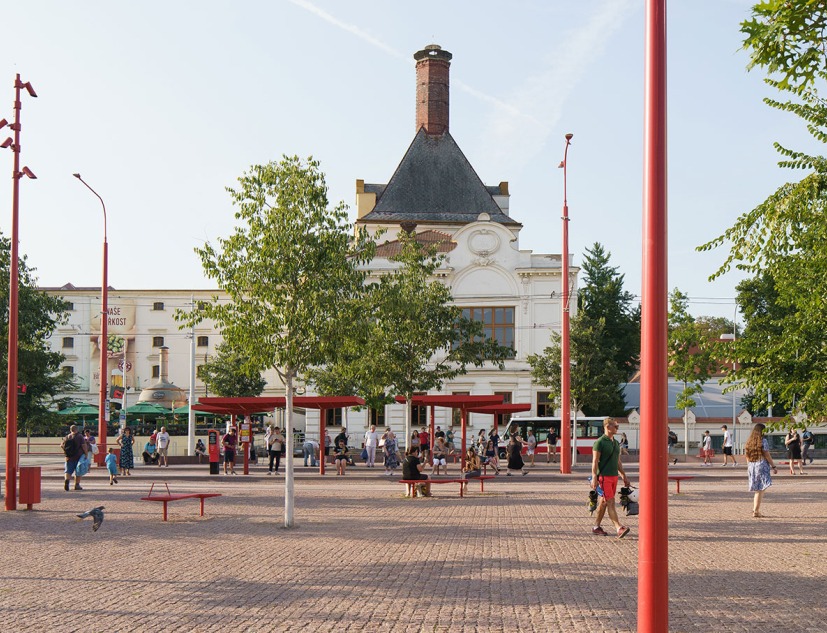 Transformation of Mendel Square by CHYBIK + KRISTOF and dílna. Photography by Alex Shoots Buildings Transformation of Mendel Square by CHYBIK + KRISTOF and dílna. Photography by Alex Shoots Buildings