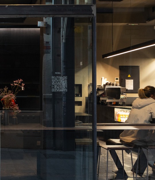 Oteiza One Coffee Shop by Bauart studio, Arkygra Arquitectos. Photograph by Fernando Schapochnick Oteiza One Coffee Shop by Bauart studio, Arkygra Arquitectos. Photograph by Fernando Schapochnick