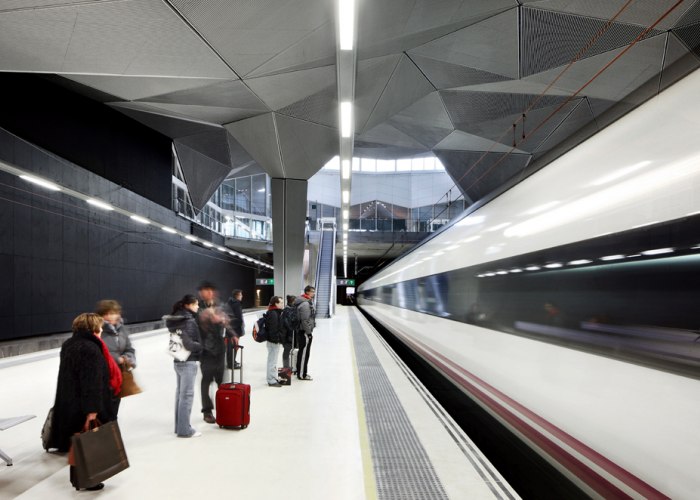 Estación de alta velocidad de Logroño por Ábalos+Sentkiewicz Arquitectos