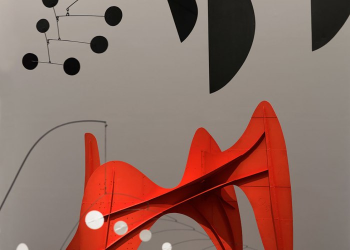Calder y la abstracción: de las vanguardias a lo icónico